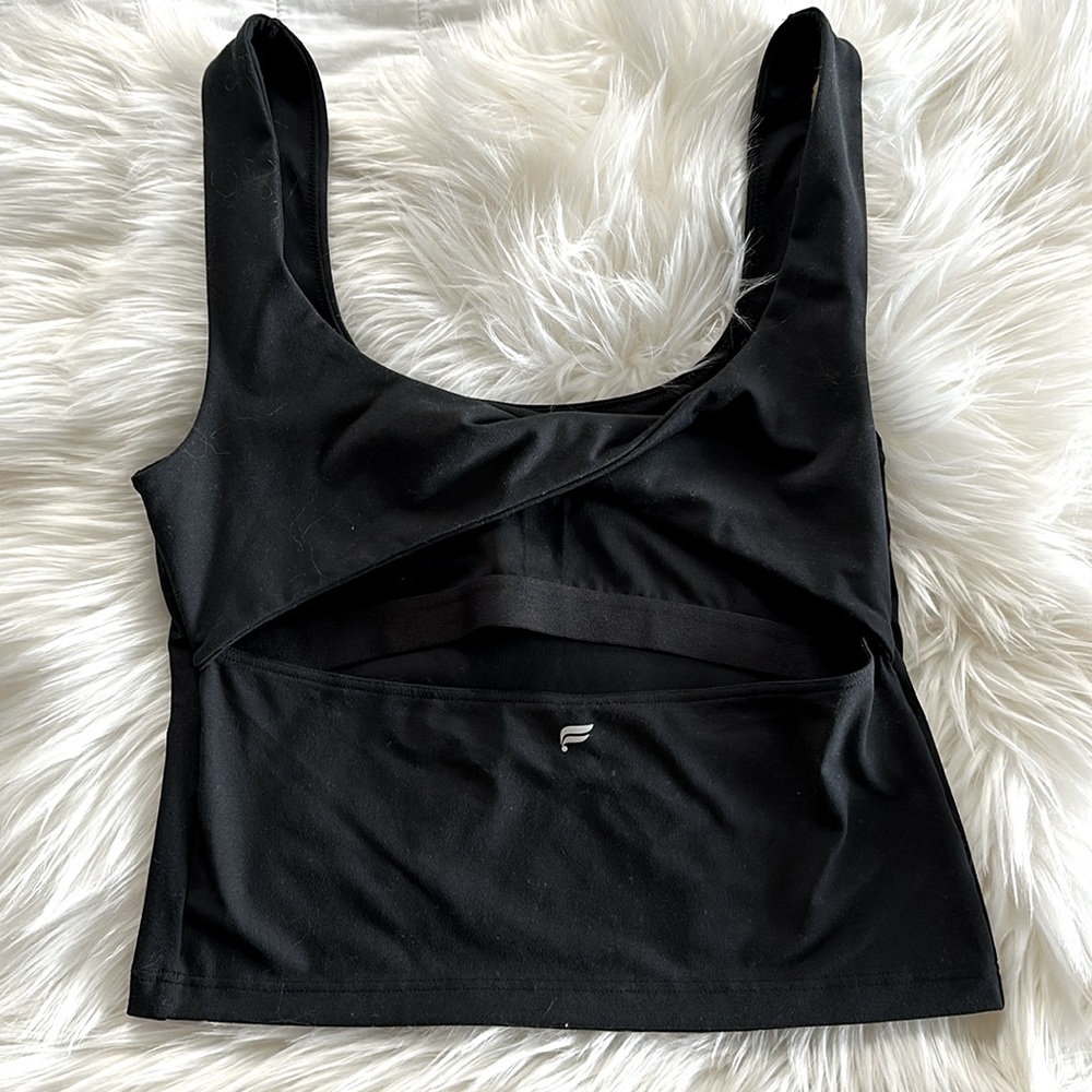 Fabletics Oasis Twist Back Bra Top